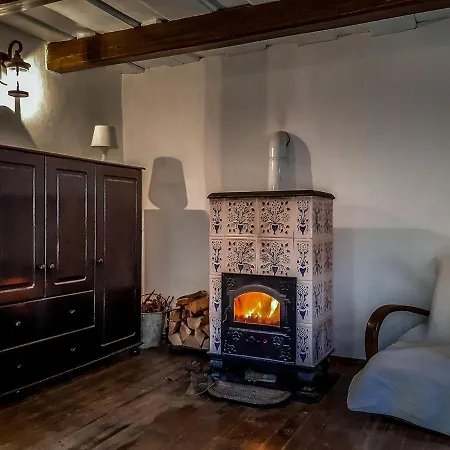 Wild Boar - Romantic Getaway Holiday home *