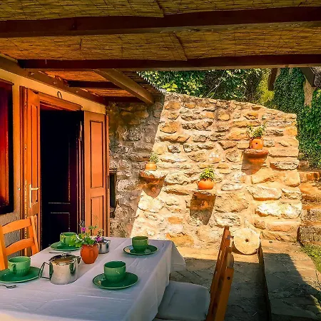بيت للعطل Wild Boar - Romantic Getaway باداتشونيتوماي